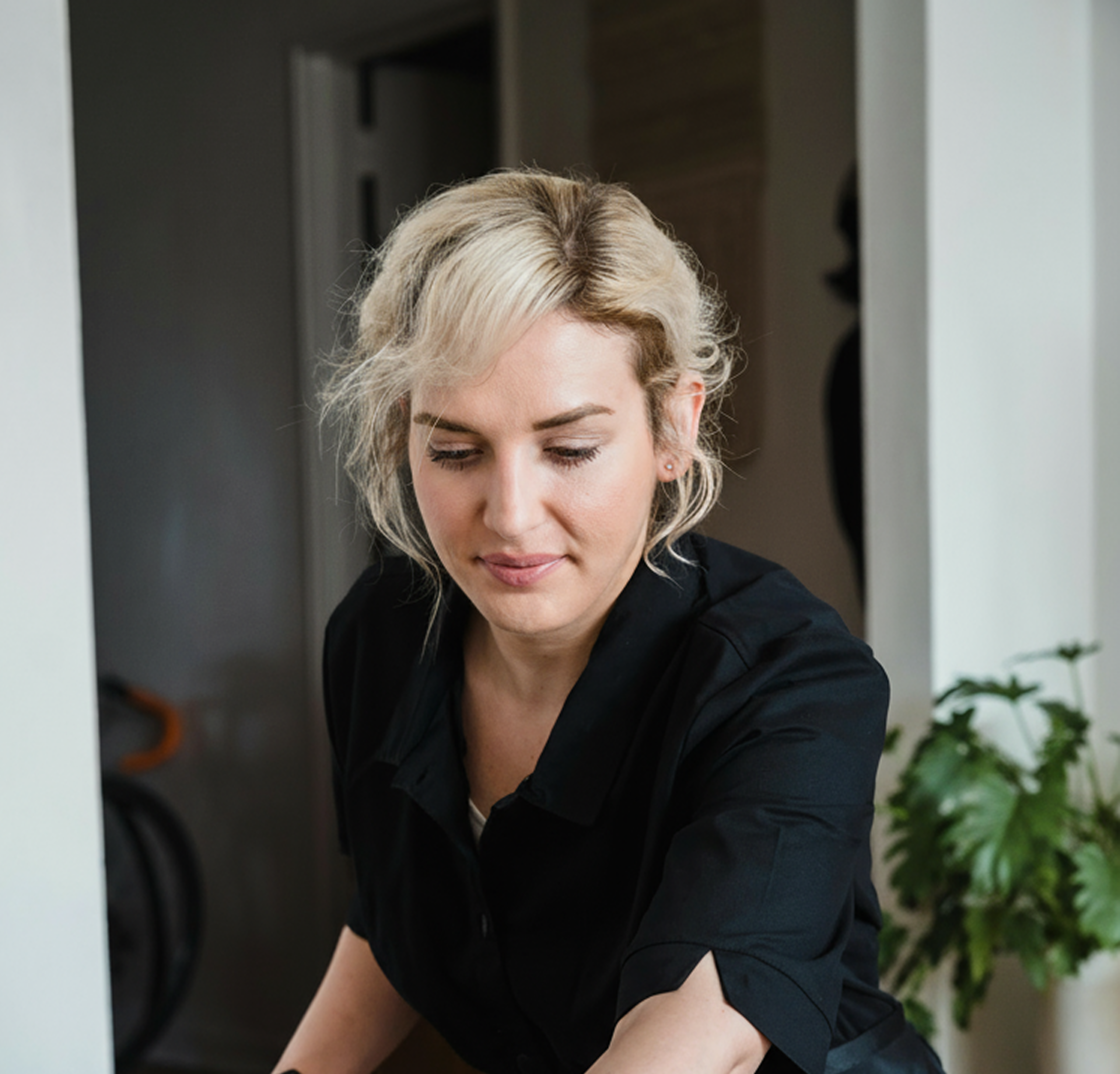 AllergistÃ¤dning Stockholm - Professionell stÃ¤dare utfÃ¶r allergivÃ¤nlig stÃ¤dning